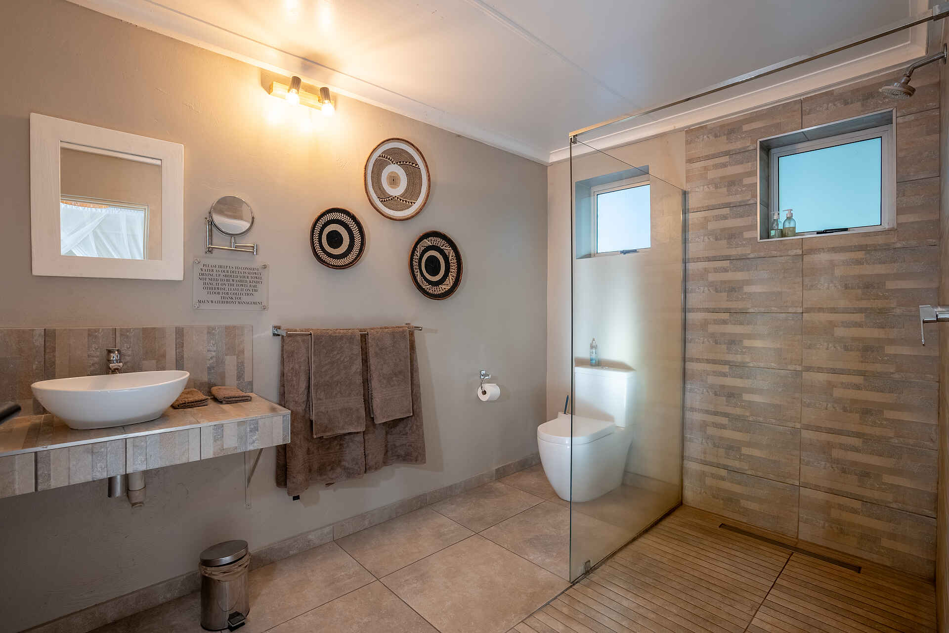 Maun Waterfront Guesthouse: Das Badezimmer