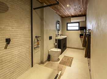 Chobe River Lodge: Familiensuite Badezimmer 