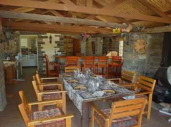 Naankuse Lodge: Neuras Vineyard Restaurant Naankuse Lodge: Neuras Vineyard Restaurant