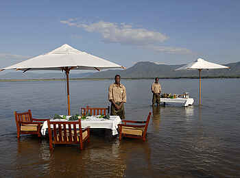 Sausage Tree Camp: Lunch im Fluss