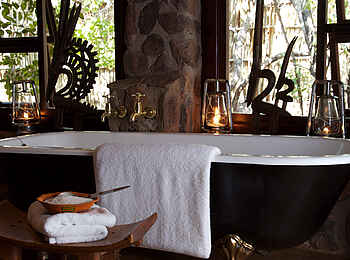 Makweti Safari Lodge: Stilvolle Badewanne