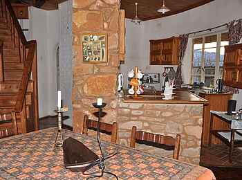 Frog and Fern Cottages: Miombo Cottage - Esstisch Frog and Fern Cottages: Miombo Cottage - Esstisch