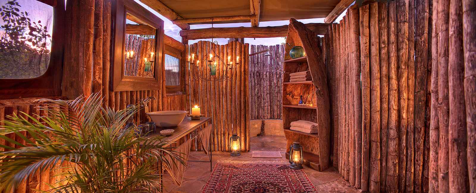 Richards River Camp: Blick auf Badezimmer Richards River Camp: Blick auf Badezimmer