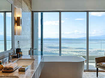 Ngorongoro Lodge Melia Collection: Badezimmer der Crater Suite