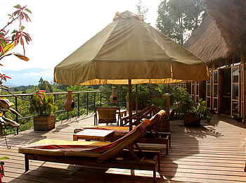 Papaya Lake Lodge: Deck mit Blick