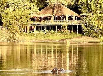Shametu River Lodge: Das Hauptgebäude