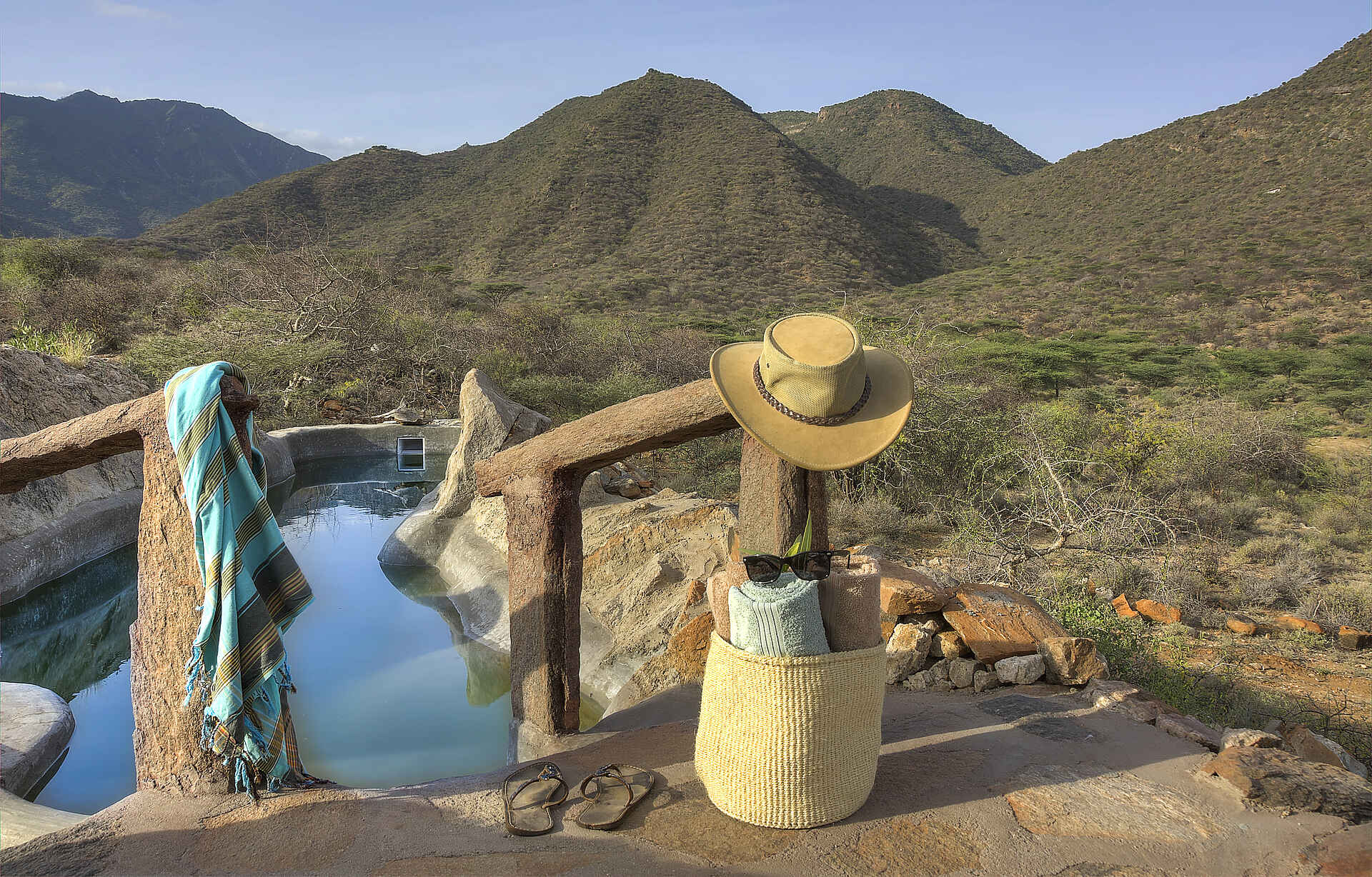 Koros Camp: Treppe zum Felsenpool Koros Camp: Treppe zum Felsenpool