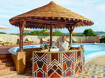 One Nature Nyaruswiga: Pool-side Bar