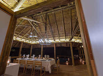 Splash Camp: Essbereich