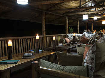 Buhoma Lodge: Restaurant