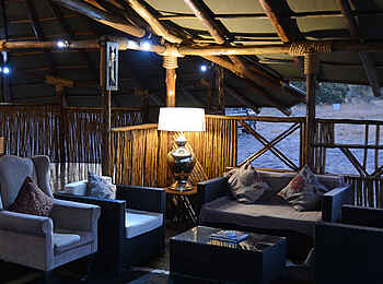 Camp Savuti: Lounge