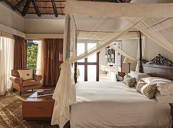 Four Seasons Safari Lodge: Himmelbett Four Seasons Safari Lodge: Himmelbett