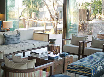 Thorntree River Lodge: Sitzgruppe Thorntree River Lodge: Sitzgruppe