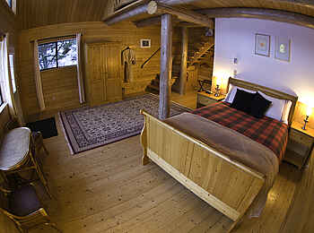 Tweedsmuir Park Lodge: Einrichtung des Chalets "Eagle"