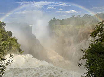 Victoria Falls Hippo Creek Villa: Die beeindruckenden Victoria Wasserfälle