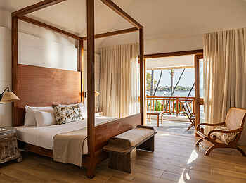 Constance Sakoa Boutik: Junior Suite Doppelbett Constance Sakoa Boutik: Junior Suite Doppelbett