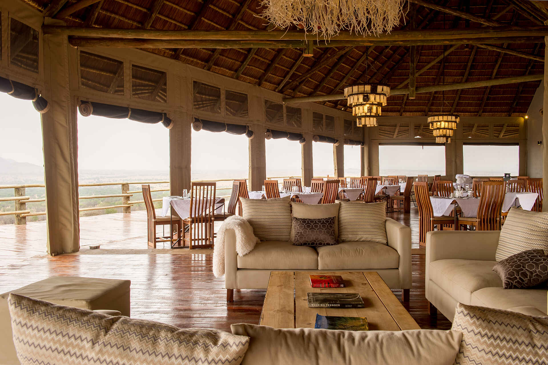 Kubu Kubu, Kubu Kubu Tented Camp, Serengeti, Tanganyika Wilderness Camps, Tansania, Ausblick, Dekoration, Einrichtung, Essen, Haupthaus, Lounge, Plattform, Speisesaal, Trinken, Veranda, Afrikarma, Afrikarma Safaris, Afrikarma Safaris - Wildnis. Hautnah., Afrikarma.de