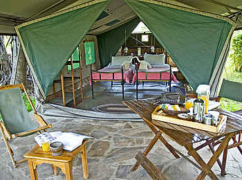 Lake Manze Camp: Zeltveranda Lake Manze Camp: Zeltveranda