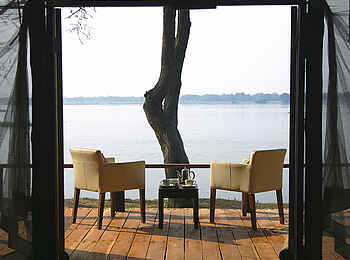Royal Zambezi Lodge: Terrasse einer Classic Suite