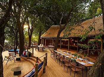 Xugana Island Lodge: Die Main Area
