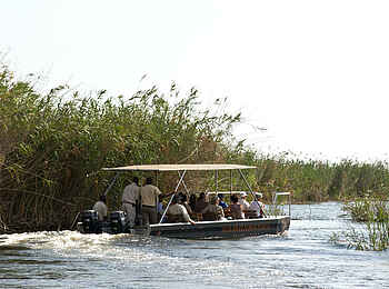 Namushasha River Lodge: Safari auf dem Fluss Namushasha River Lodge: Safari auf dem Fluss