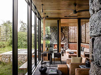 Singita Kwitonda Lodge: Deck Singita Kwitonda Lodge: Deck