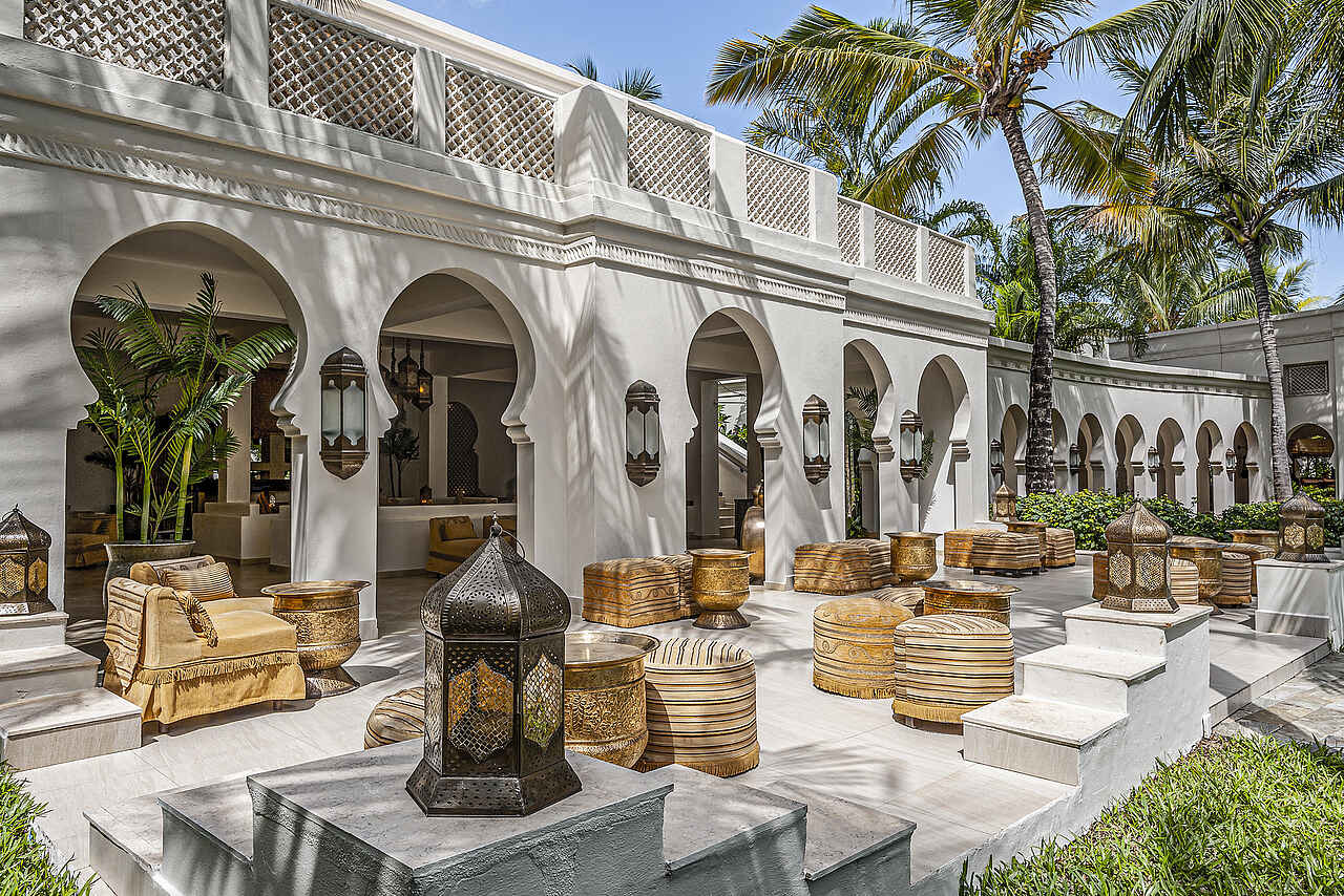 Baraza Resort & Spa Zanzibar: Terrasse der Dhahabu Bar