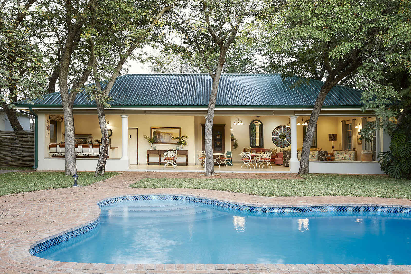 Batonka Guest Lodge: Am Pool Batonka Guest Lodge: Am Pool