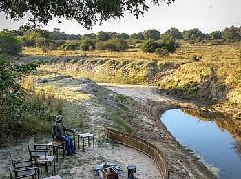 Chikoko Tree Camp: Blick auf den Fluß Chikoko Tree Camp: Blick auf den Fluß