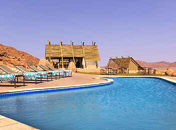 Desert Quiver Camp: Swimming Pool