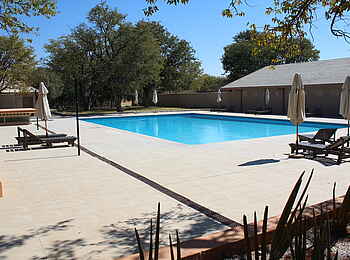 Halali Camp: Swimming Pool Halali Camp: Swimming Pool