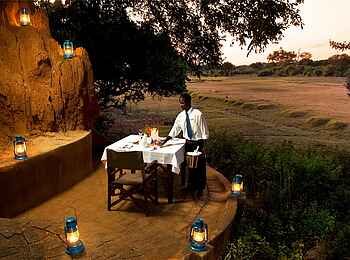 Kapani Lodge: Candle Light Dinner