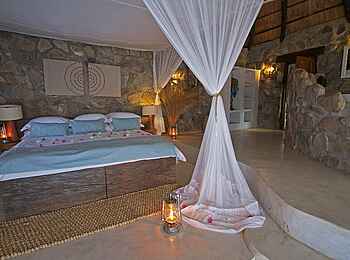 Kaya Mawa: Gästechalet und Bad