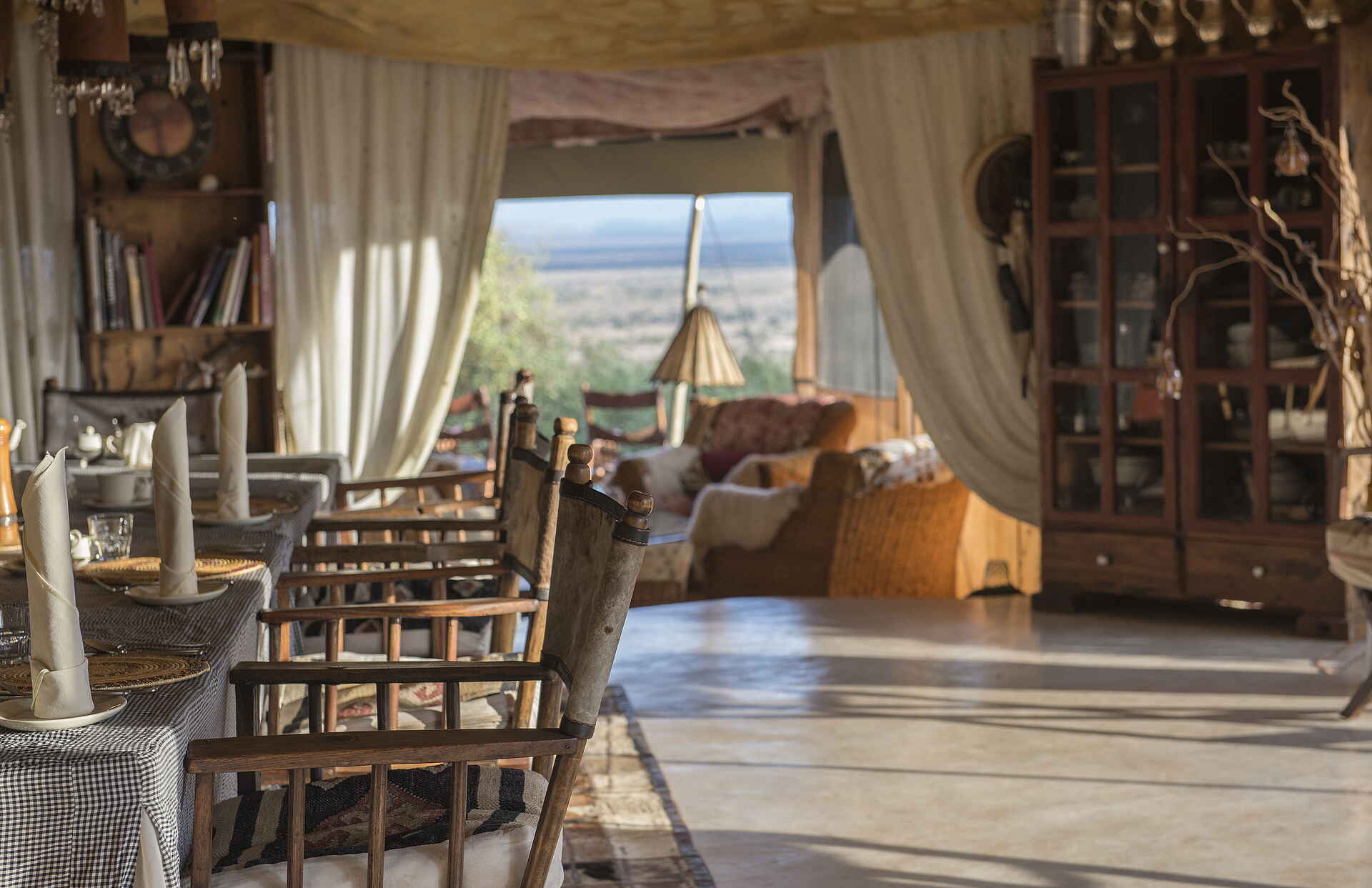 Shu'mata Camp: Ausblick vom Hauptzelt nach Draußen