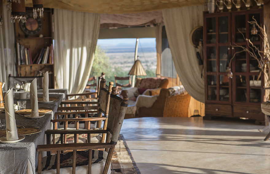Shu'mata Camp: Ausblick vom Hauptzelt nach Draußen Shu'mata Camp: Ausblick vom Hauptzelt nach Draußen
