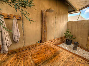 Nokanyana Camp: Offener Duschbereich