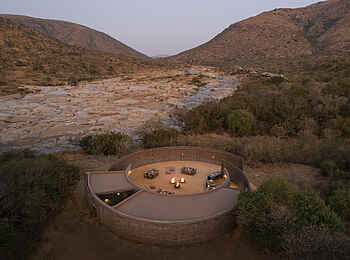 Madwaleni River Lodge: Boma von oben