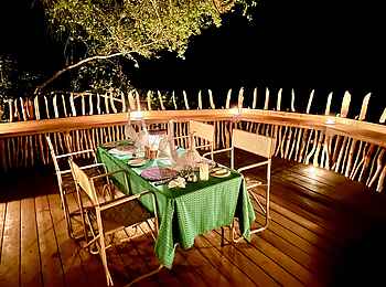 Moela Safari Lodge: Dinner auf der Terrasse