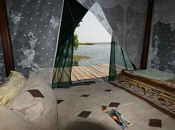 Ndhovu Safari Lodge: Blick aus einem Gästezelt Ndhovu Safari Lodge: Blick aus einem Gästezelt