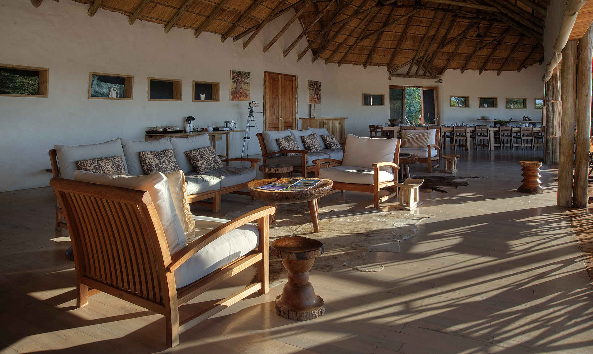 Baines Baobab, Kalahari, Kwando Safaris, Nxai Pan Camp, Nxai Pan National Park, NG 53, Lounge, Sessel, Sitzgruppen, Sofa, Nxai Pan, Nxai-Pfanne