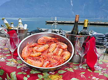 Tweedsmuir Park Lodge: Essen an den Fjorden