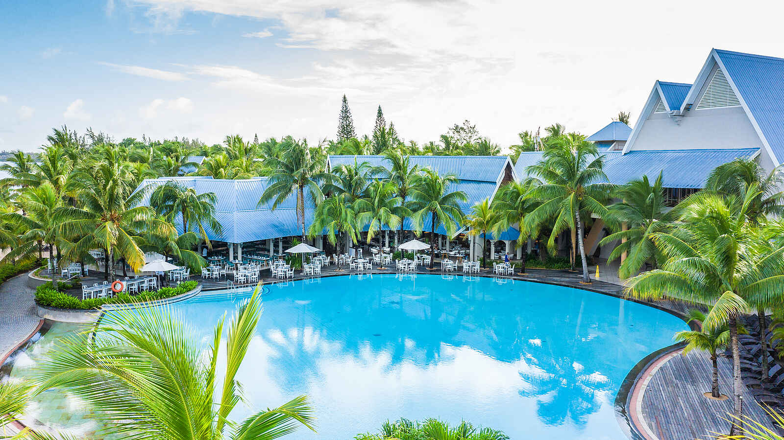 Victoria Beachcomber Resort and Spa: Poolbereich Victoria Beachcomber Resort and Spa: Poolbereich