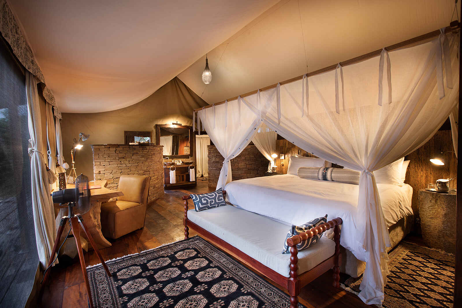 Zanji Suite at Tembo Plains Camp: Das Schlafzimmer einer Suite Zanji Suite at Tembo Plains Camp: Das Schlafzimmer einer Suite