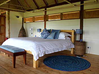 Volcanoes Kyambura Gorge Lodge: Doppelbett Volcanoes Kyambura Gorge Lodge: Doppelbett