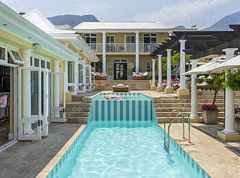 Birkenhead House: Der Pool  Birkenhead House: Der Pool