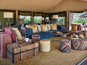 Legendary Nyasi Tented Camp: Gemütliche Lounge