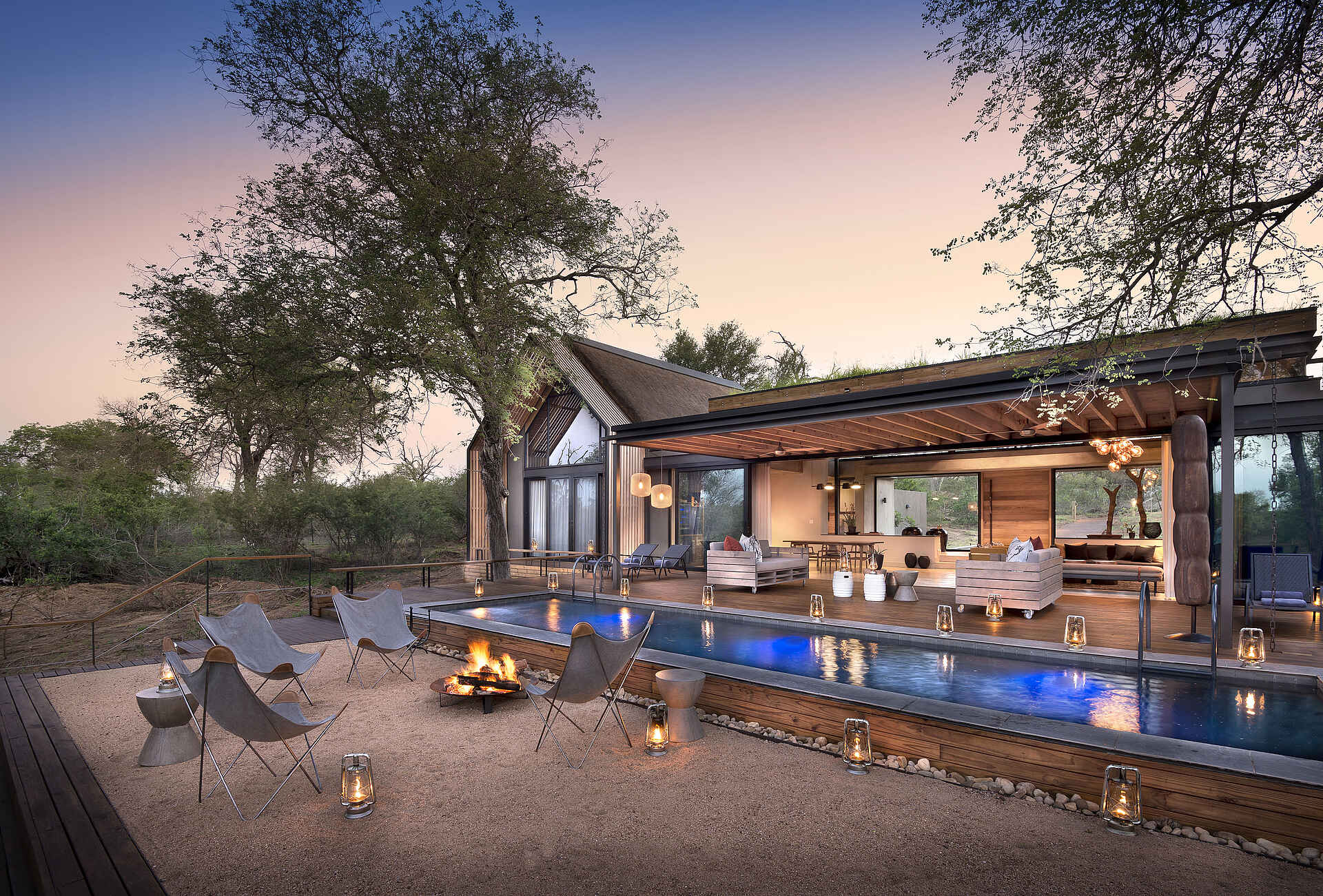 Lion Sands Ivory Lodge: Pool der Villa Fluss Sabie, Ivory Lodge, Lion Sands, Lion Sands Game Reserve, Lion Sands Ivory Lodge, More, Sabi Sands, Sabie, Außenterrasse, Deck, Feuerstelle, Fish Eagle Villa, Pool, Villa, Afrikarma, Afrikarma Safaris, Afrikarma Safaris - Wildnis. Hautnah., Afrikarma.de