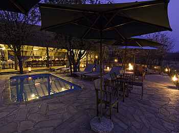 Ongava Tented Camp: Blick ins Hauptgebäude