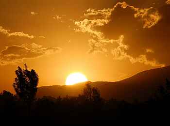 Onsea House: Monduli Mountains im Sonnenuntergang