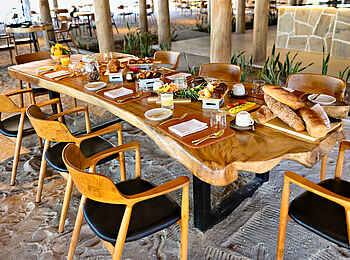 Bawe Island: Gedeckter Tisch im The Sand Restaurant